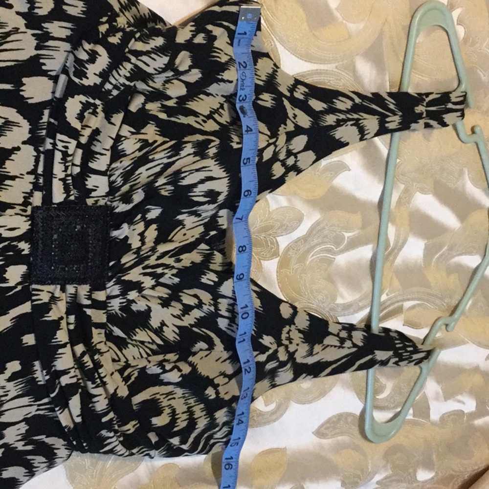 Dress - Picture 5 of 7